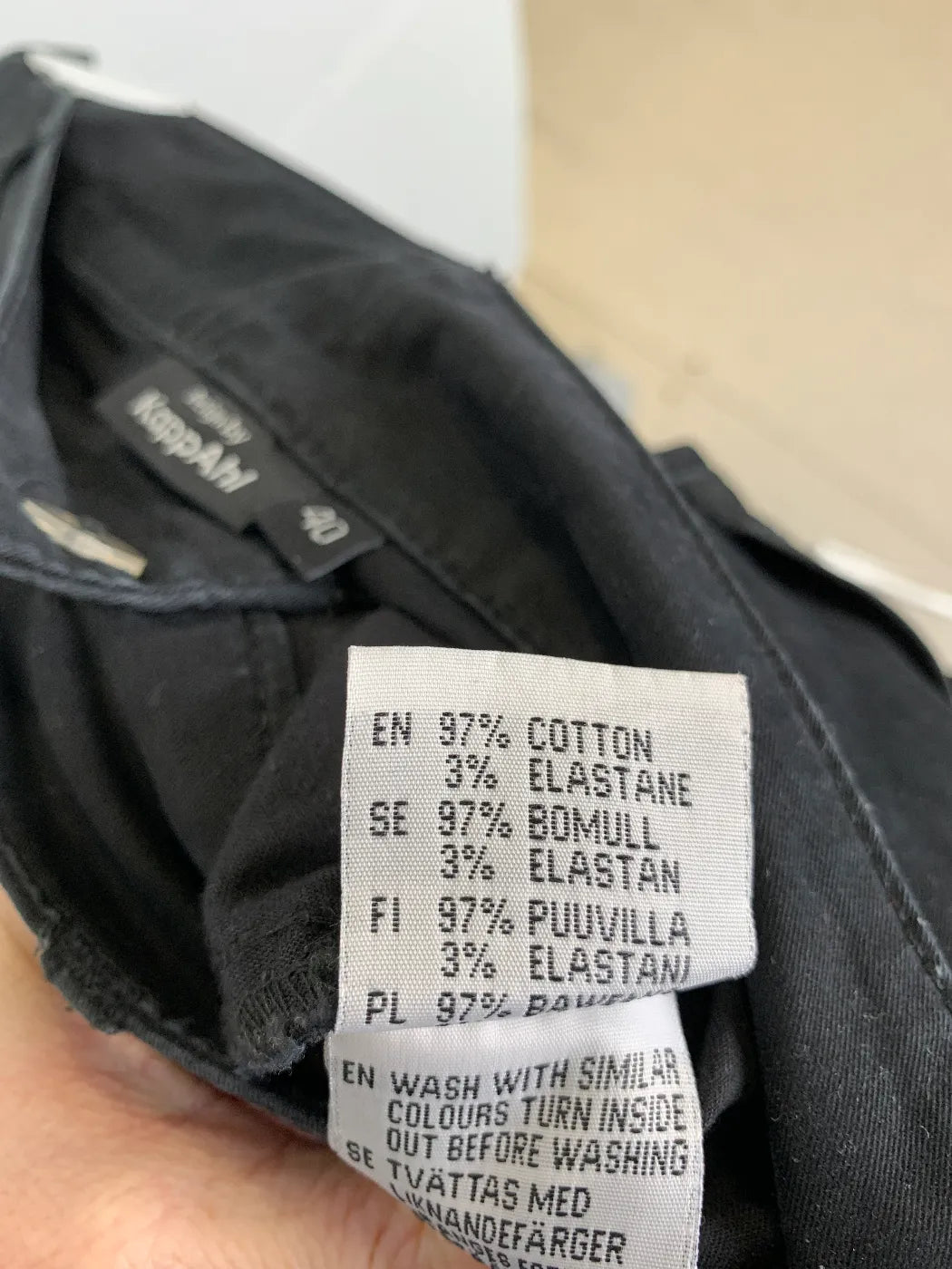 KappAhl svarta stretchbyxor