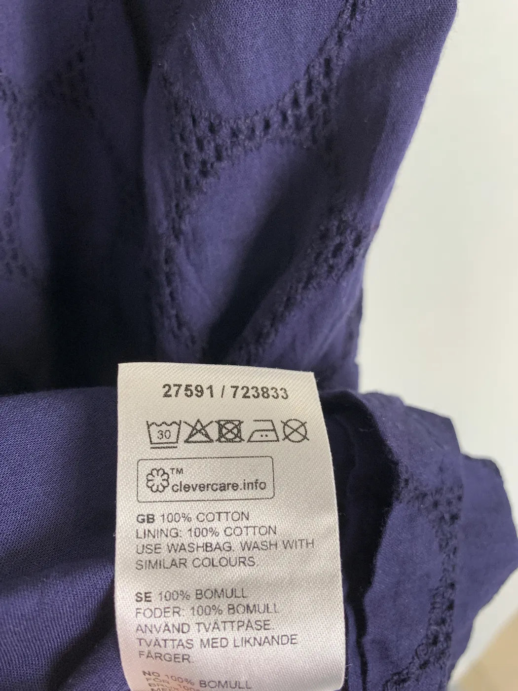 Hampton Republic marinblå broderad midikjol