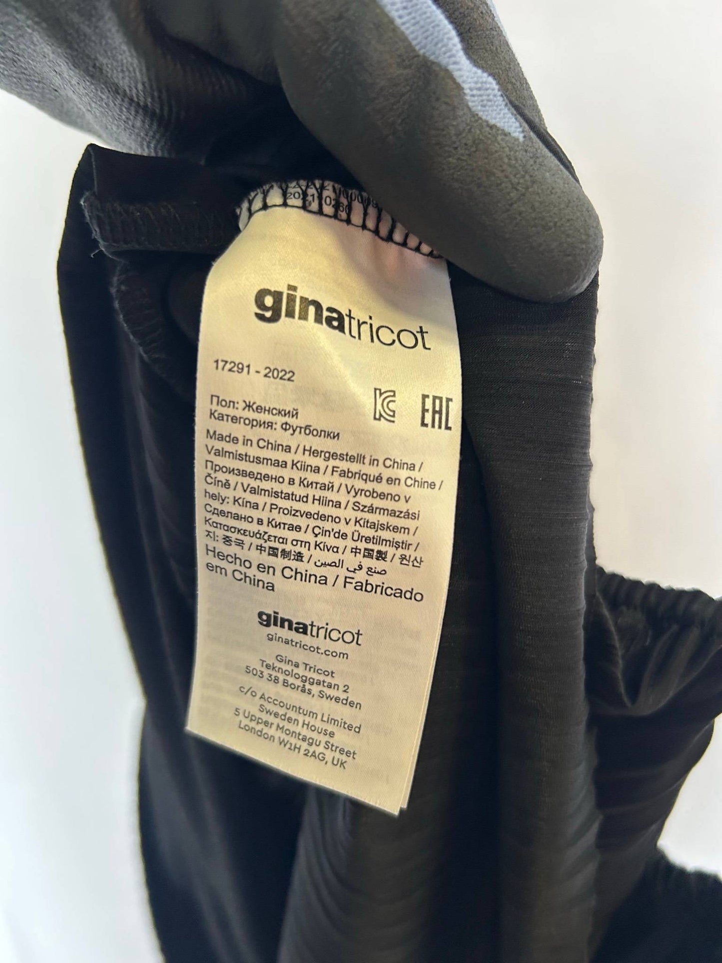 Gina Tricot svart plisserad linne-topp