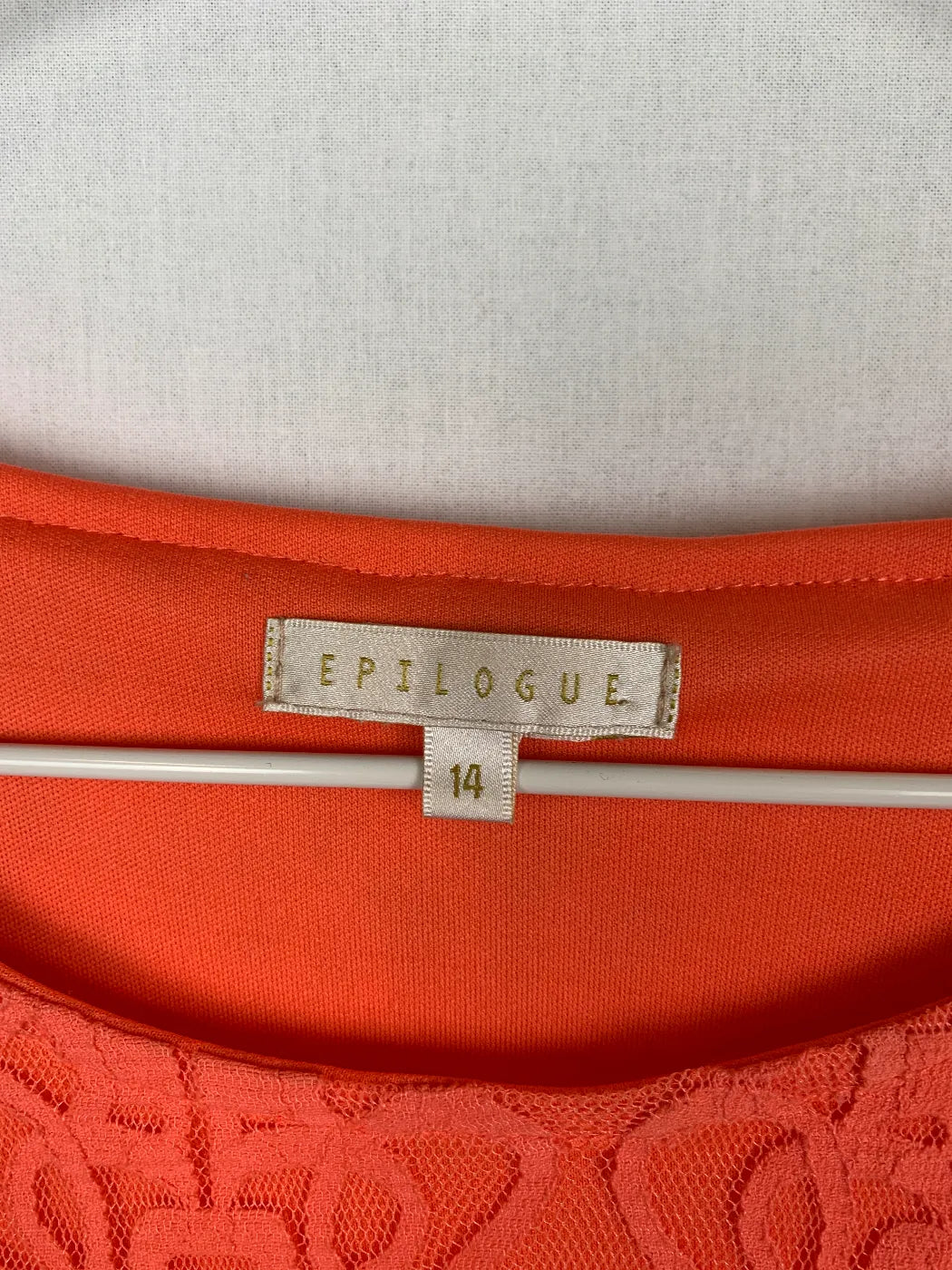 Epilogue orange spetsblus med kort ärm