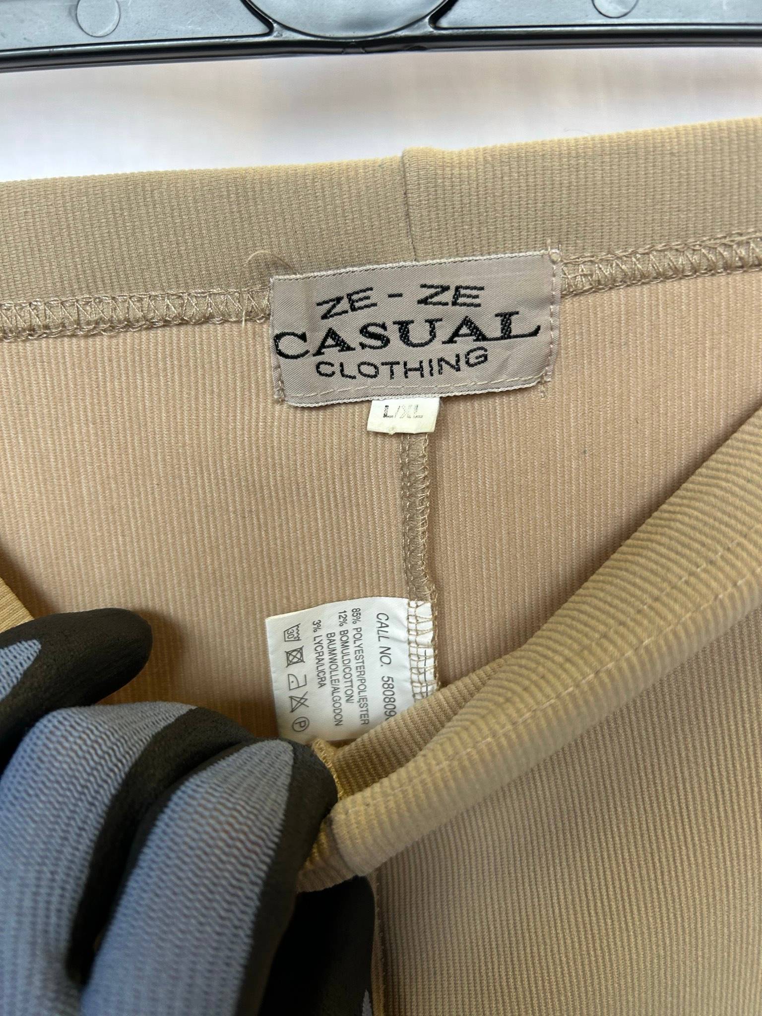 Ze-Ze Casual ribbade leggings i beige