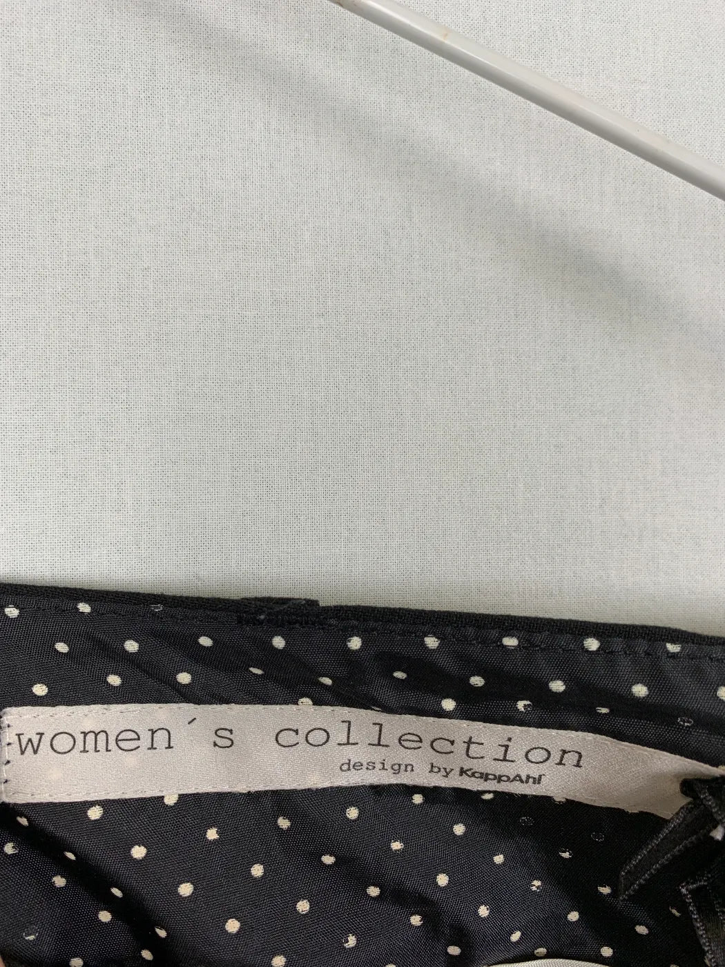 KappAhl Women's Collection svart midikjol
