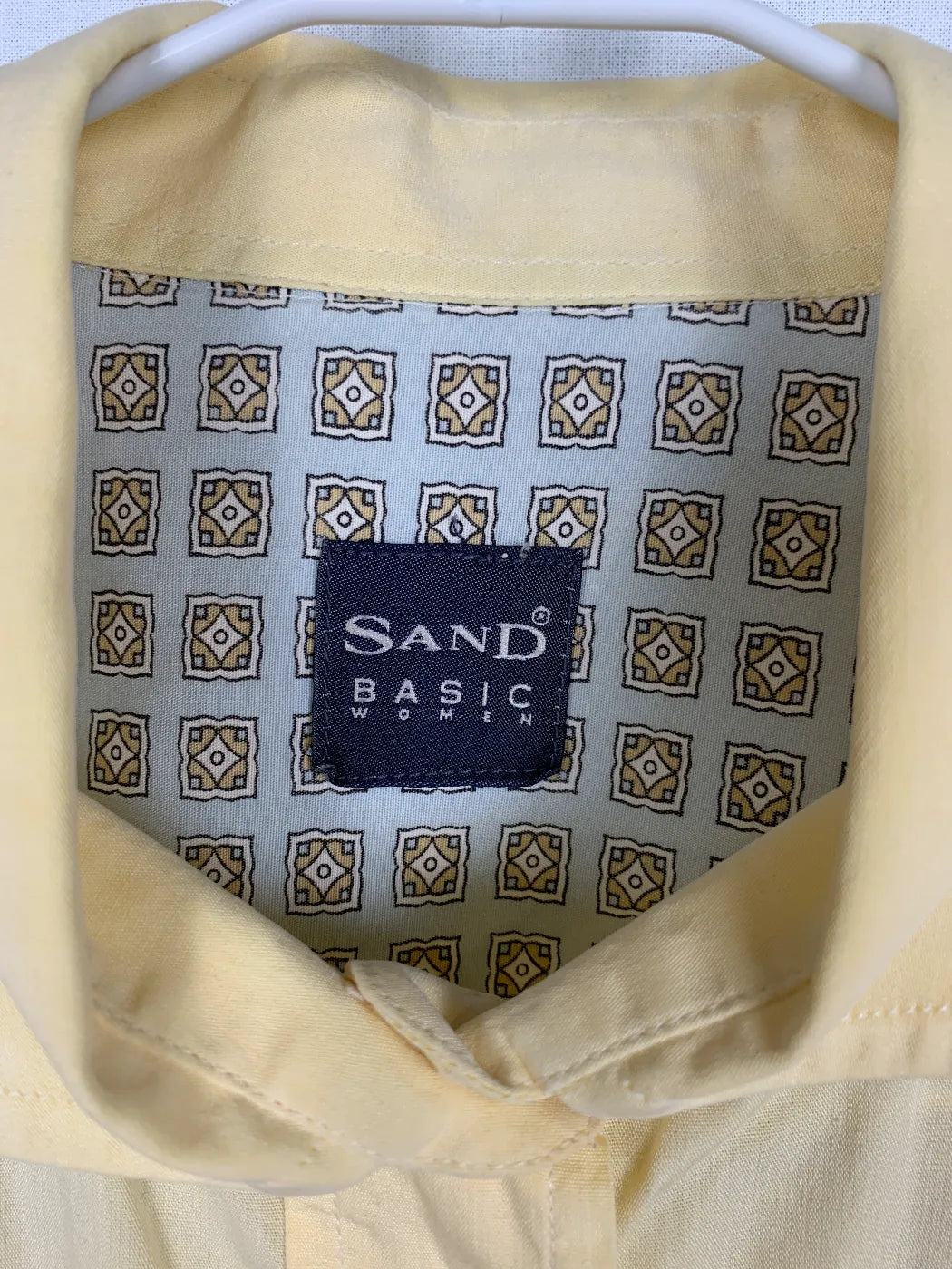 Sand Basic Dam Gul Skjorta med Knappar