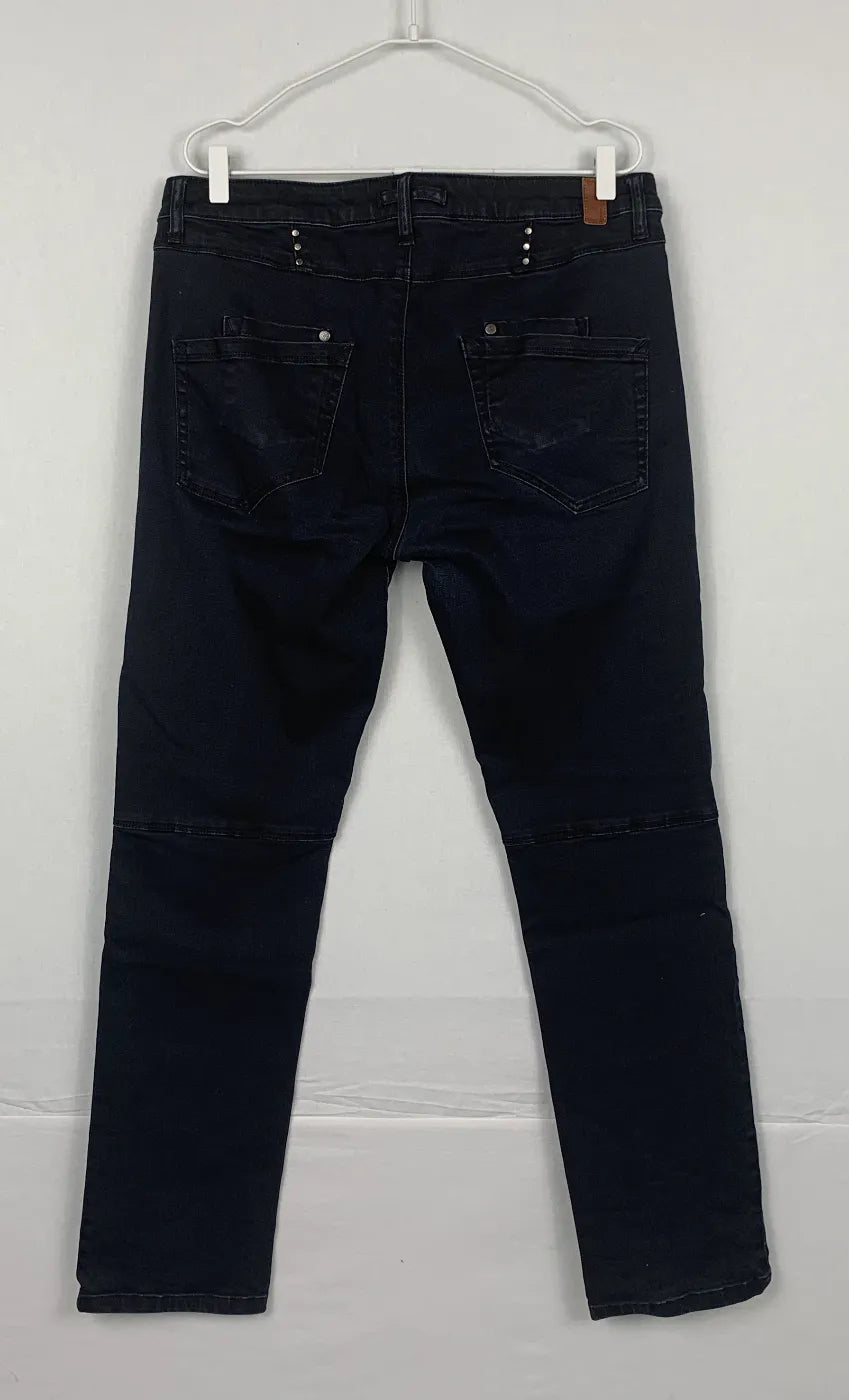 Freequent mörk marinblå denimjeans