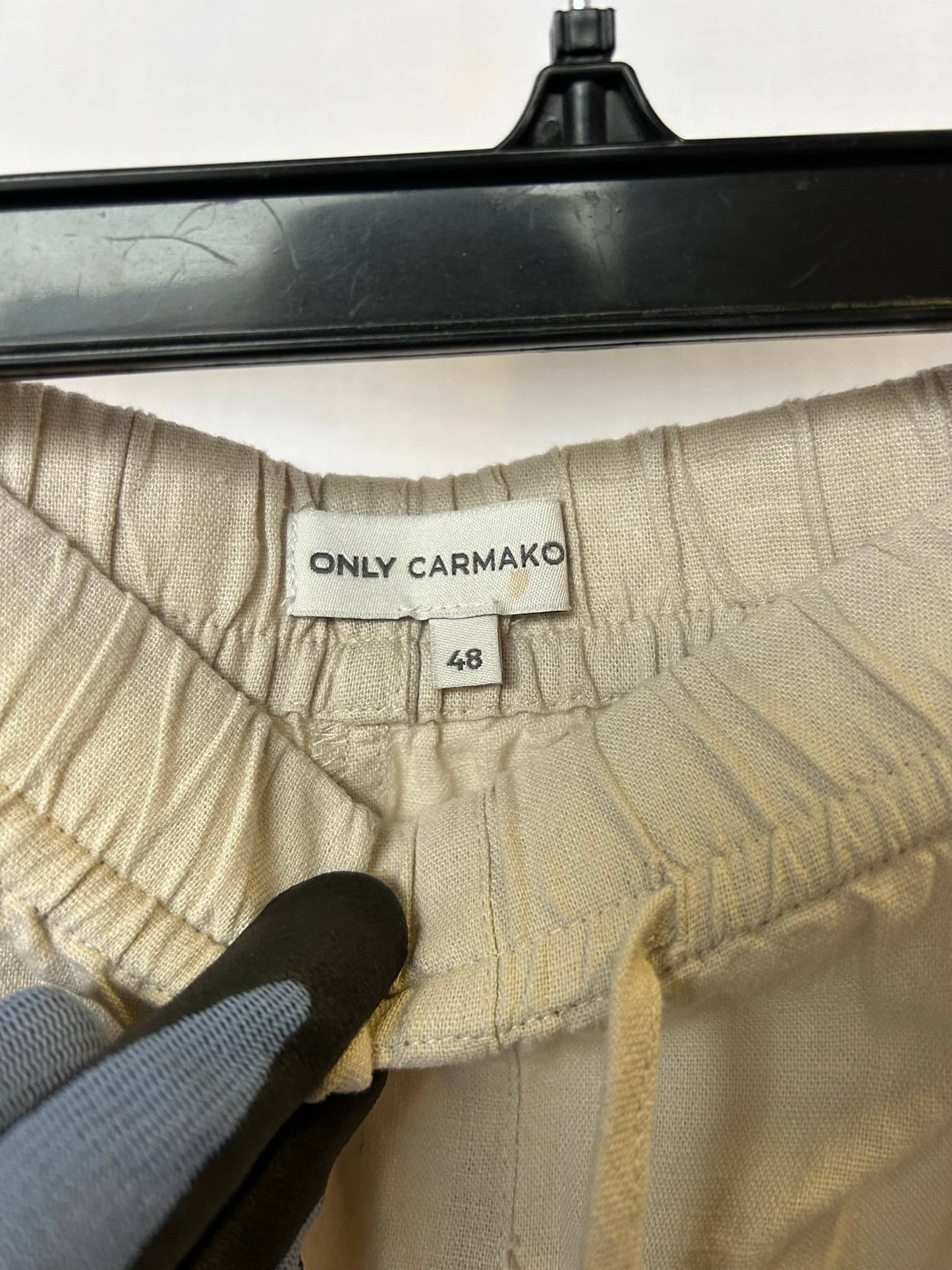 Only Carmakoma beige vida linnebyxor