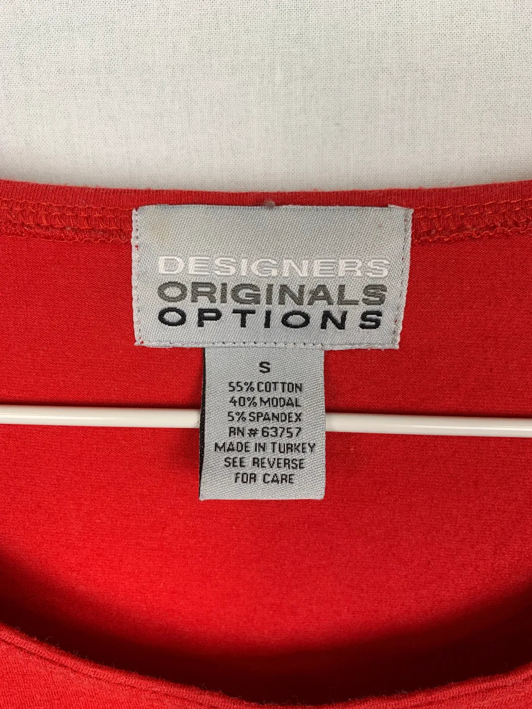 Designers Originals Options röd t-shirt med kort ärm