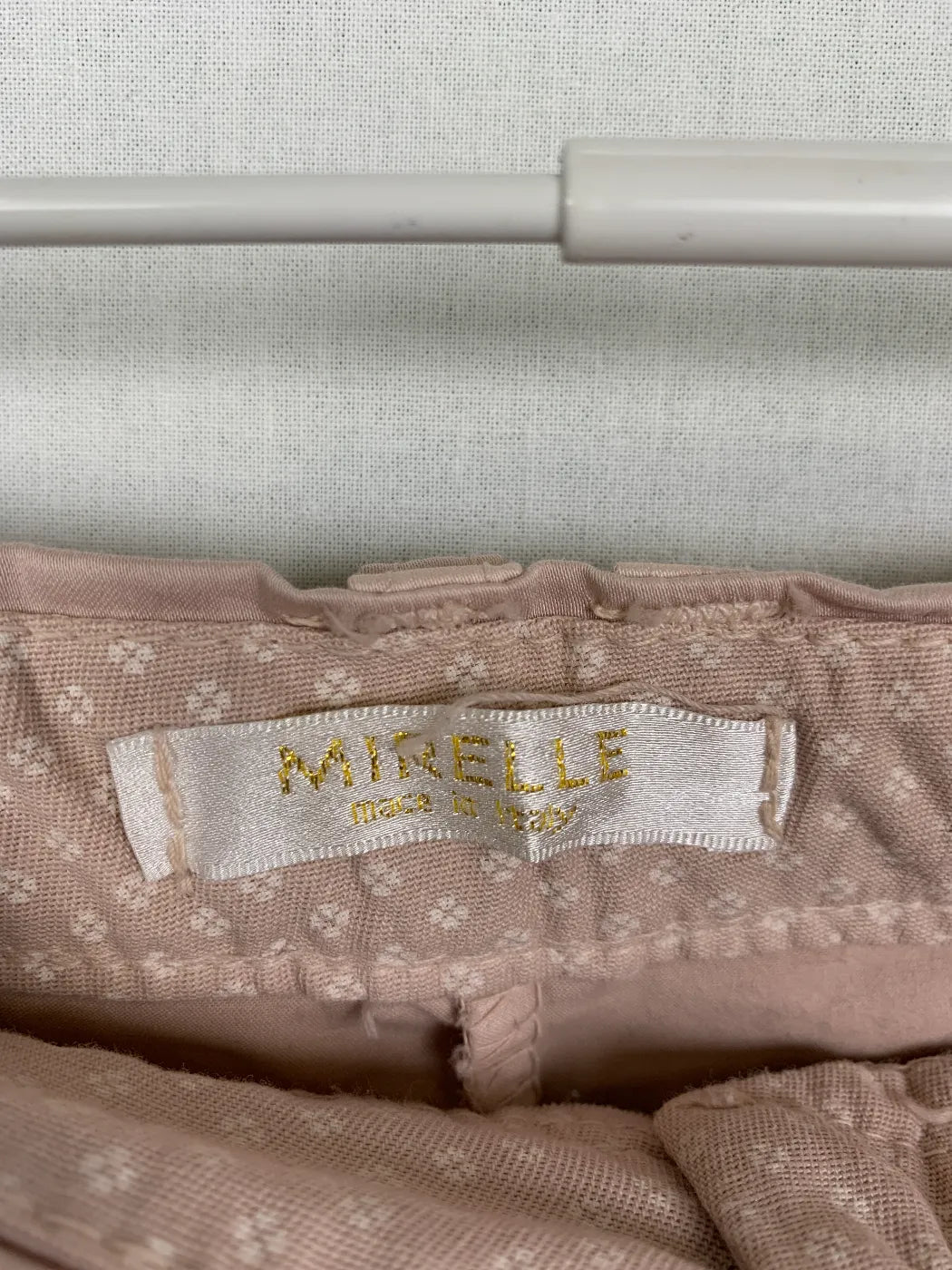 Mirelle rosa kjol med knappfront