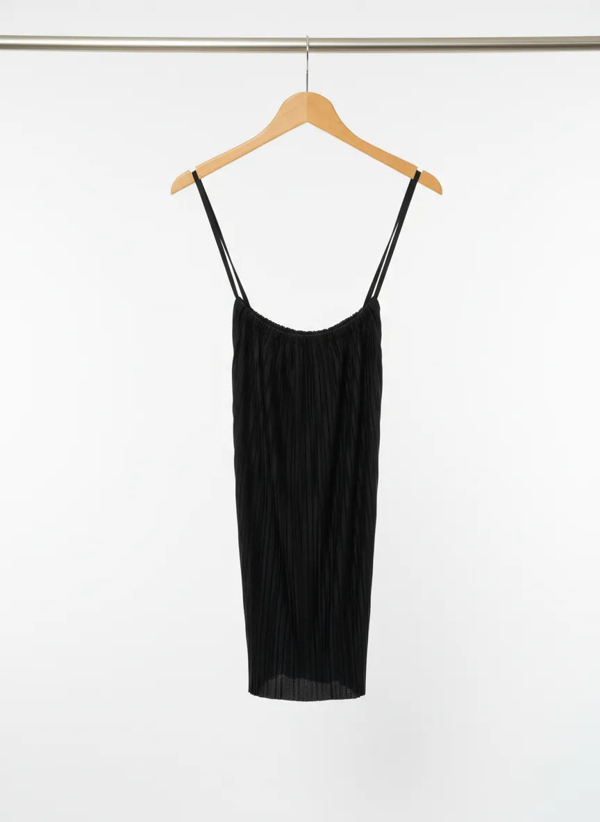 Gina Tricot svart plisserad linne-topp