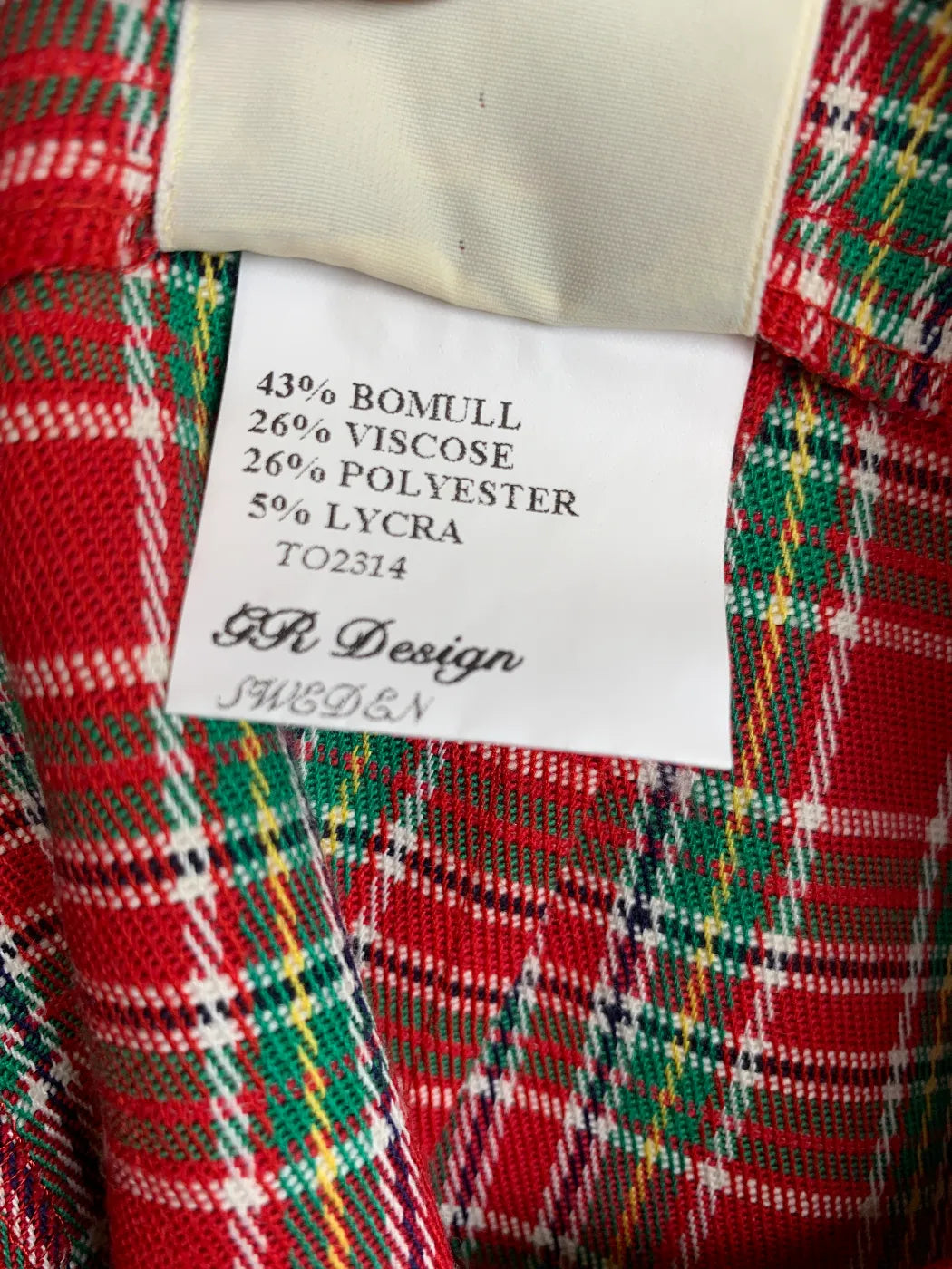 GR Design rutig midikjol i rött