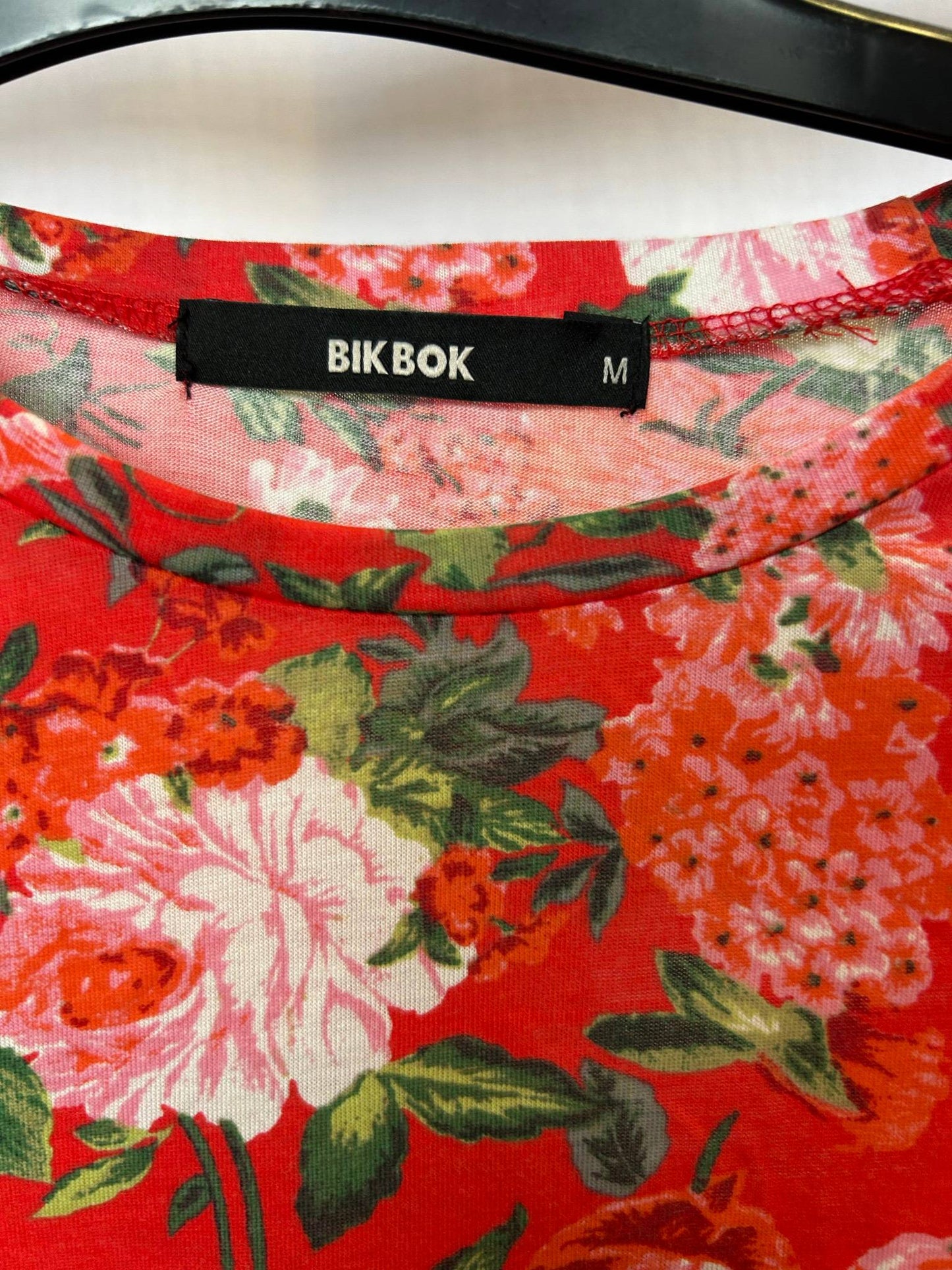 Bik Bok blommig långärmad topp