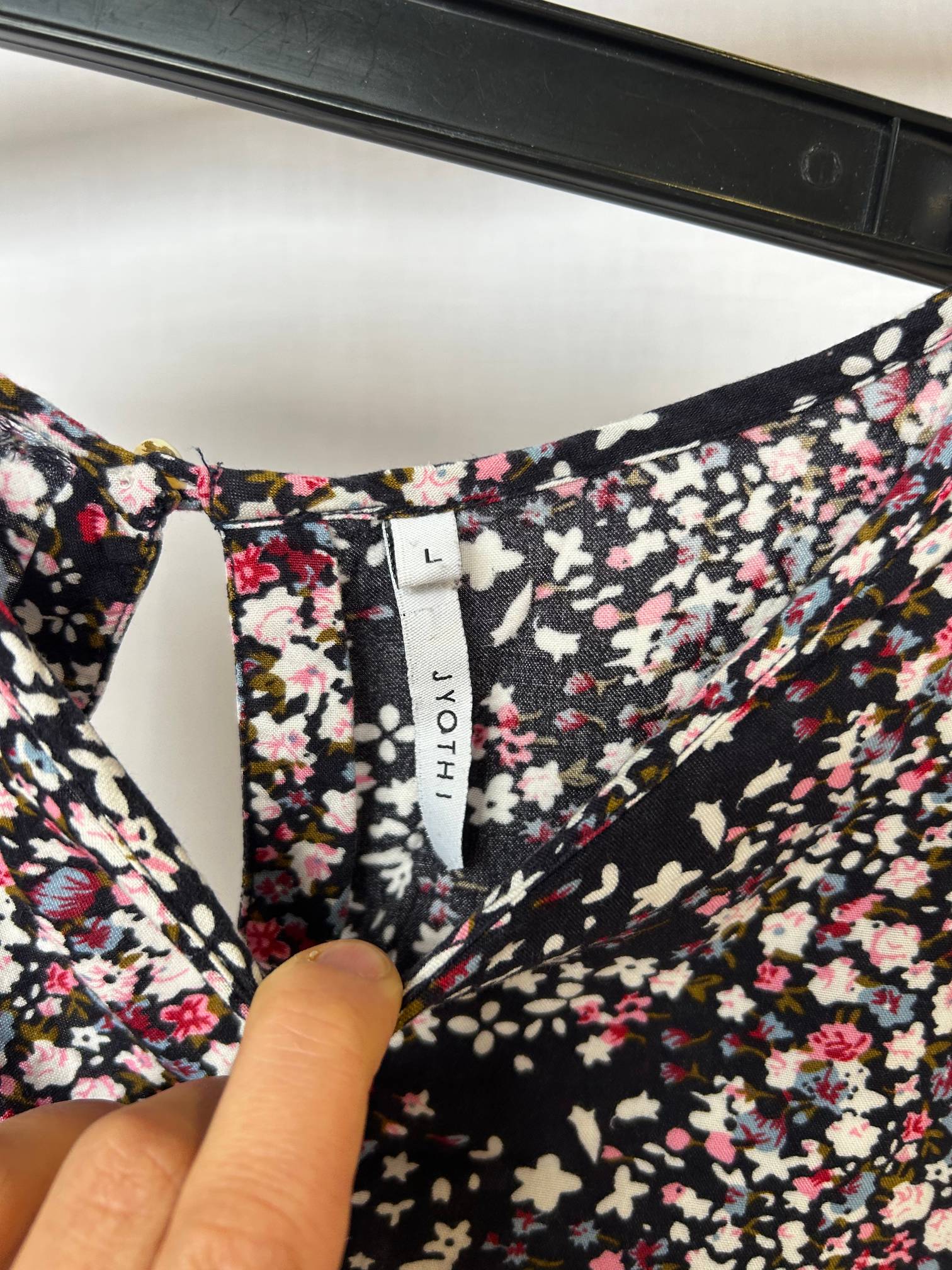 Jyothi blommig blus