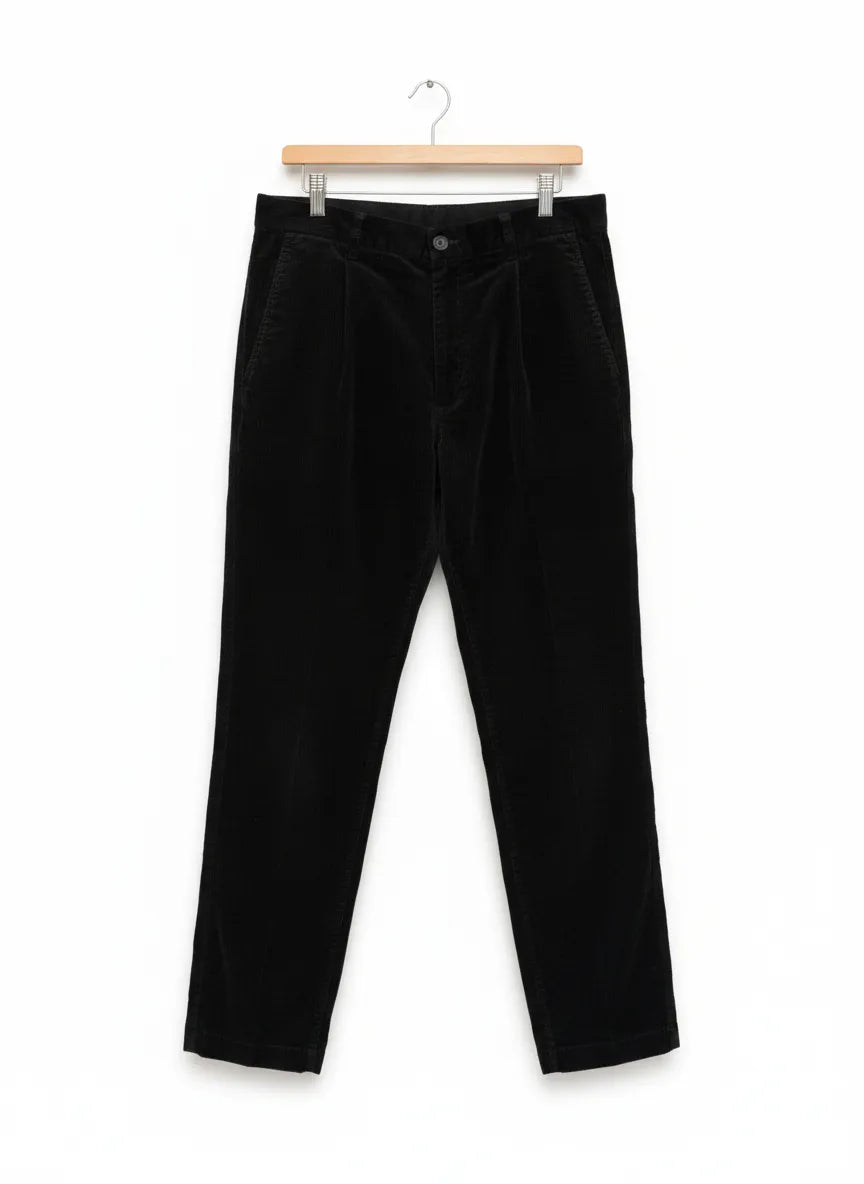 H&M svarta manchesterbyxor med normal passform
