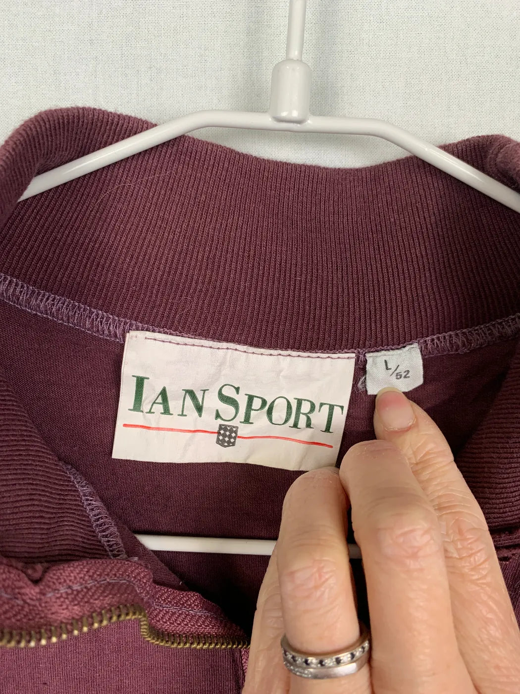 Ian Sport vinröd långärmad tröja med dragkedja