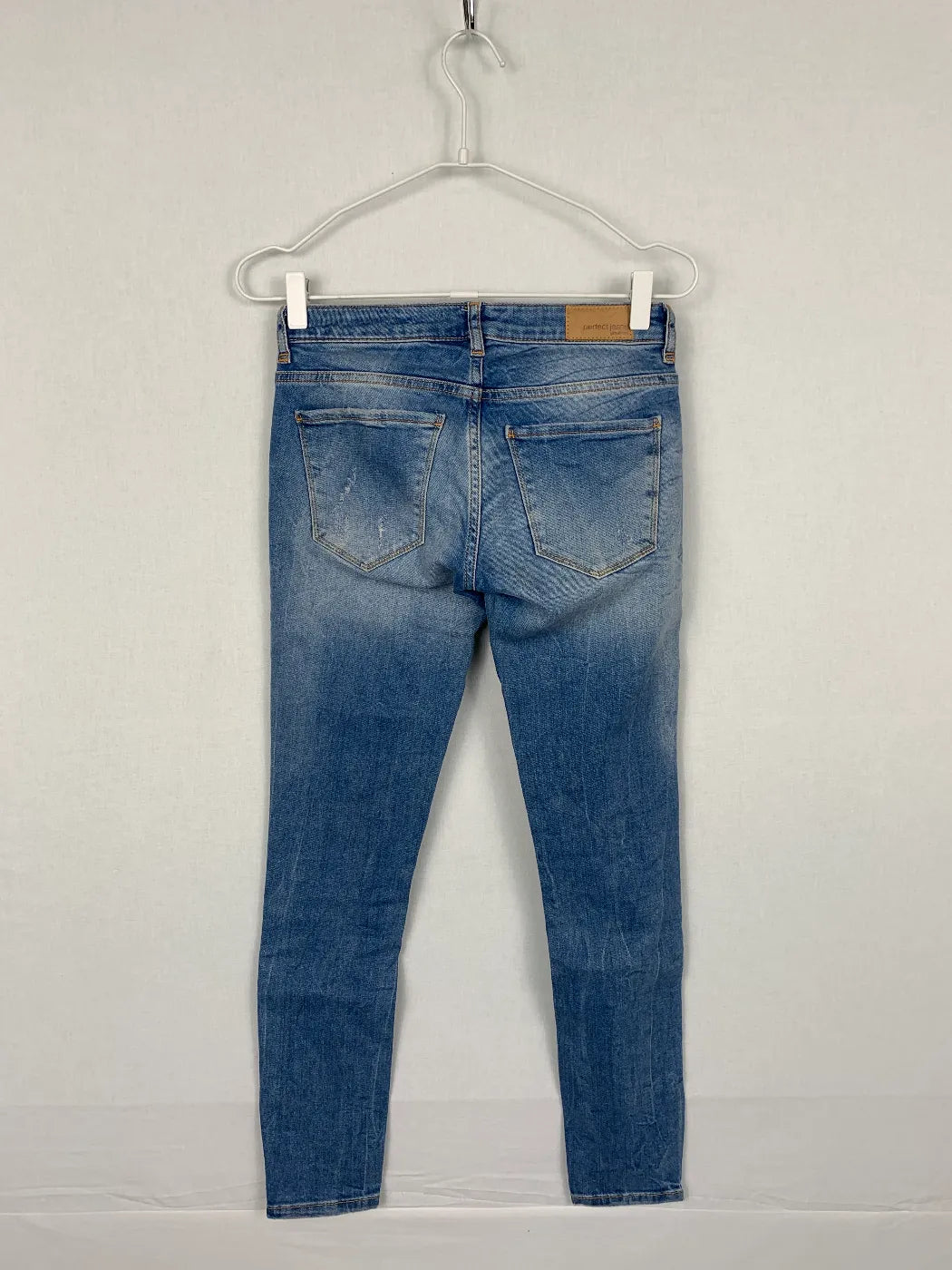 Gina Tricot Kristen smala jeans med dragkedja