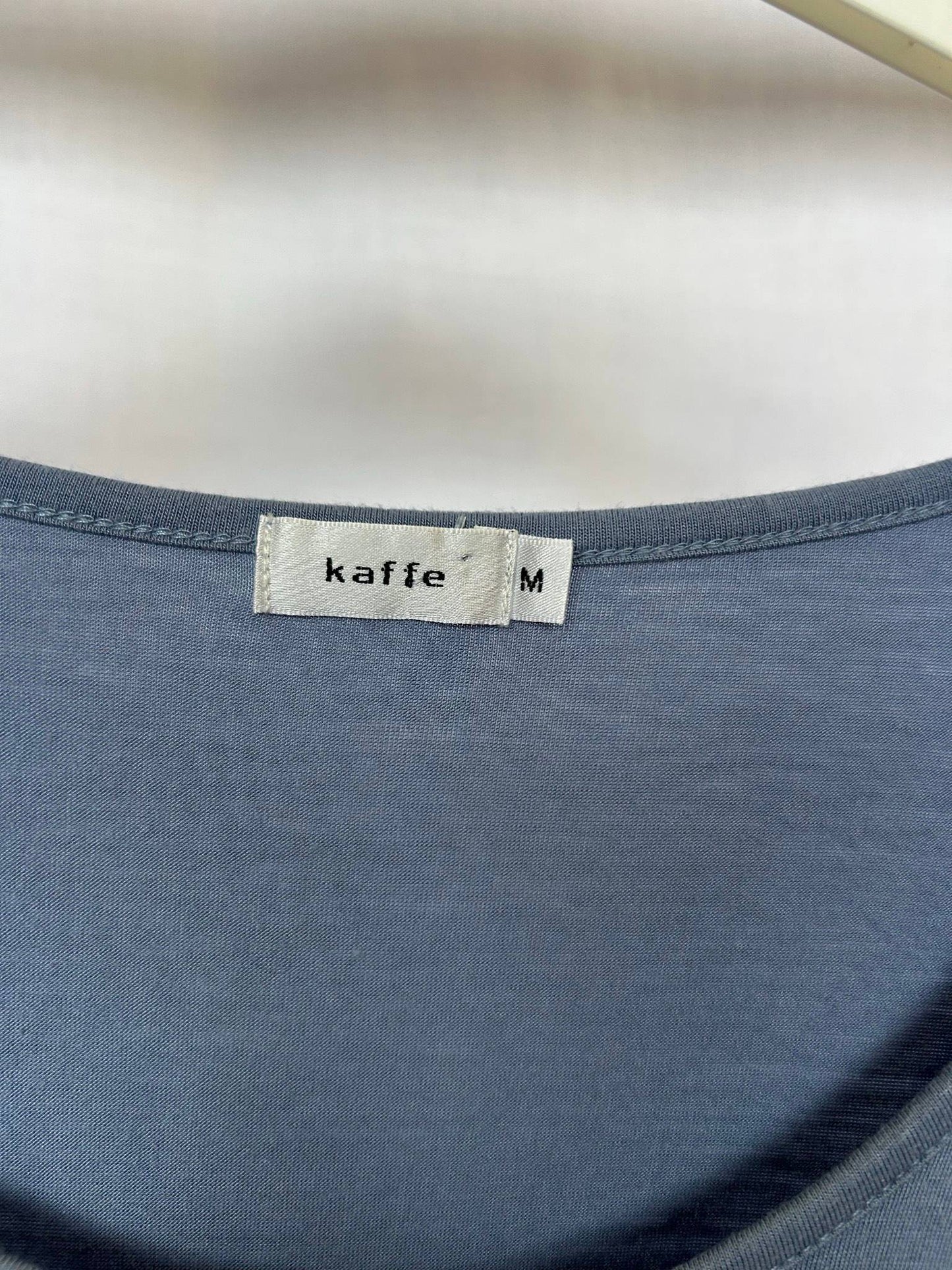 Kaffe långärmad topp med spetskant