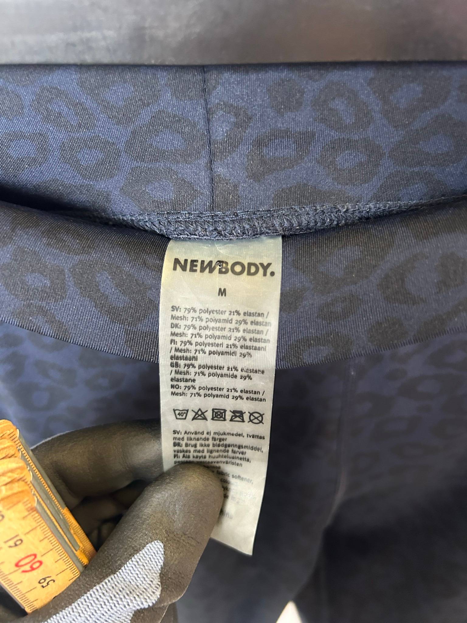 Newbody djurmönstrade sportleggings