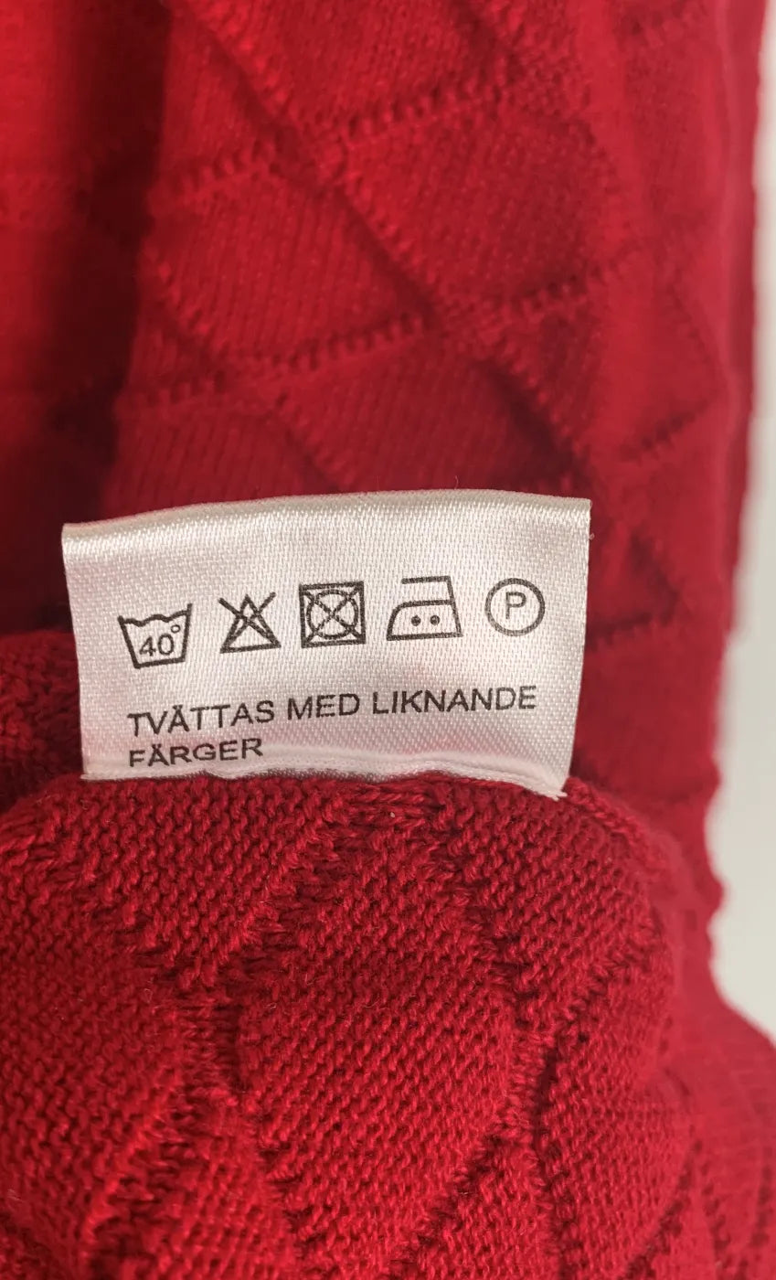 Isolde röd texturerad långärmad topp