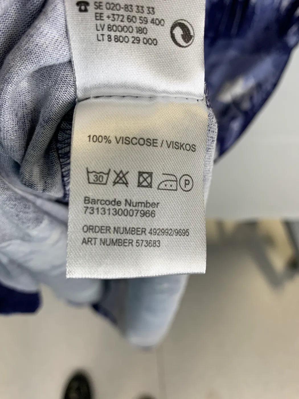mywearwoman mönstrad mörkblå klänning