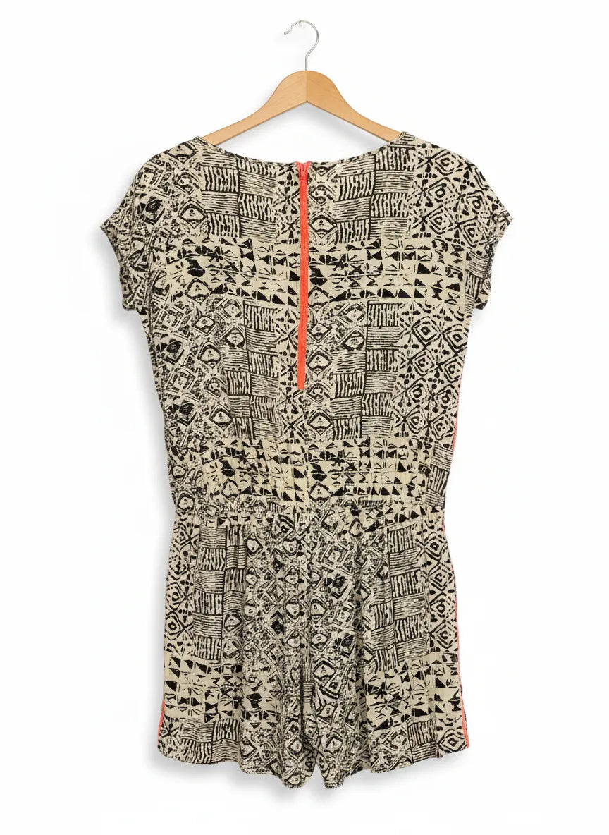 Culture mönstrad playsuit med neonfärgade detaljer