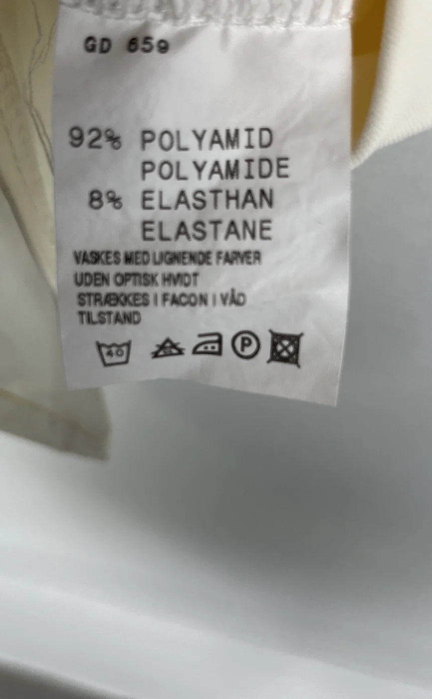 S.E.A.L krämfärgad linne-topp