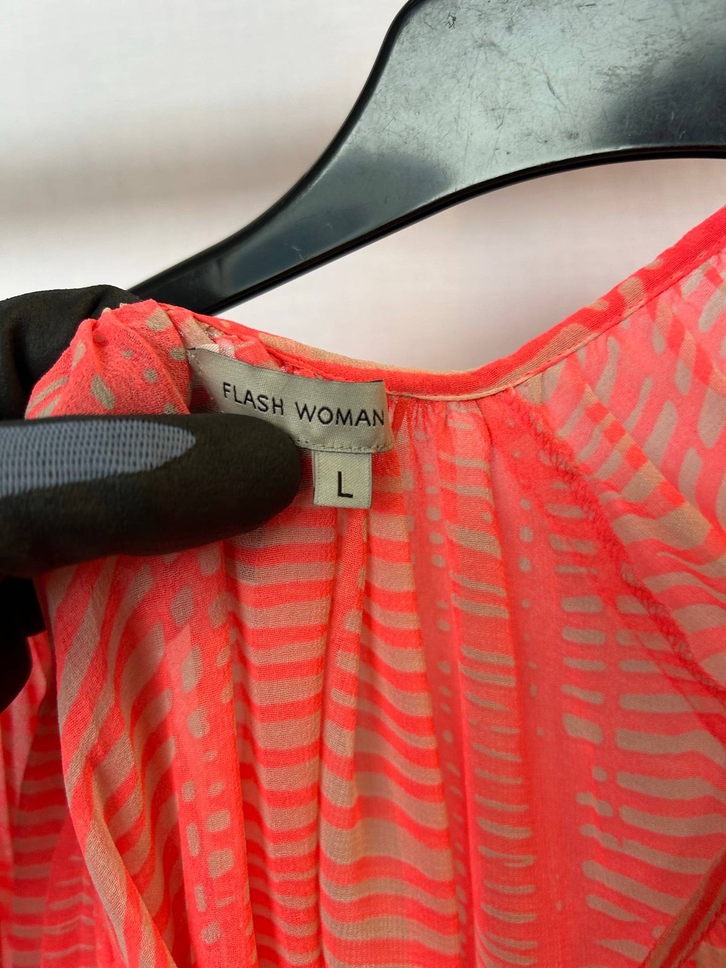Flash Woman korallfärgad genomskinlig blus med fransar