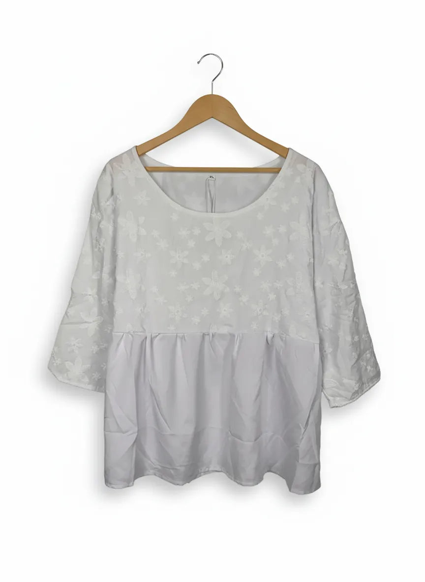 Maria & Gabriele vit broderad blus 3XL