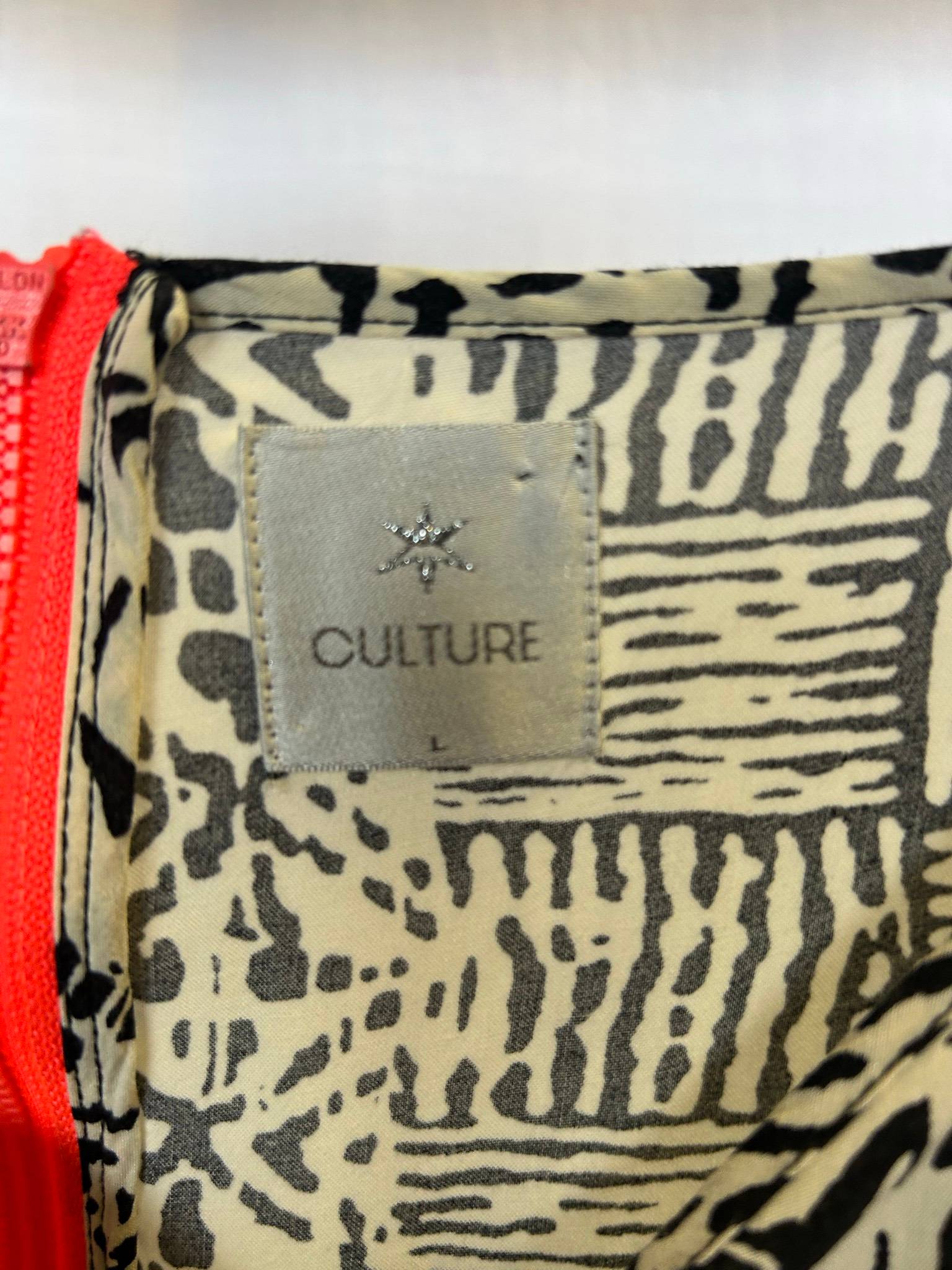 Culture mönstrad playsuit med neonfärgade detaljer