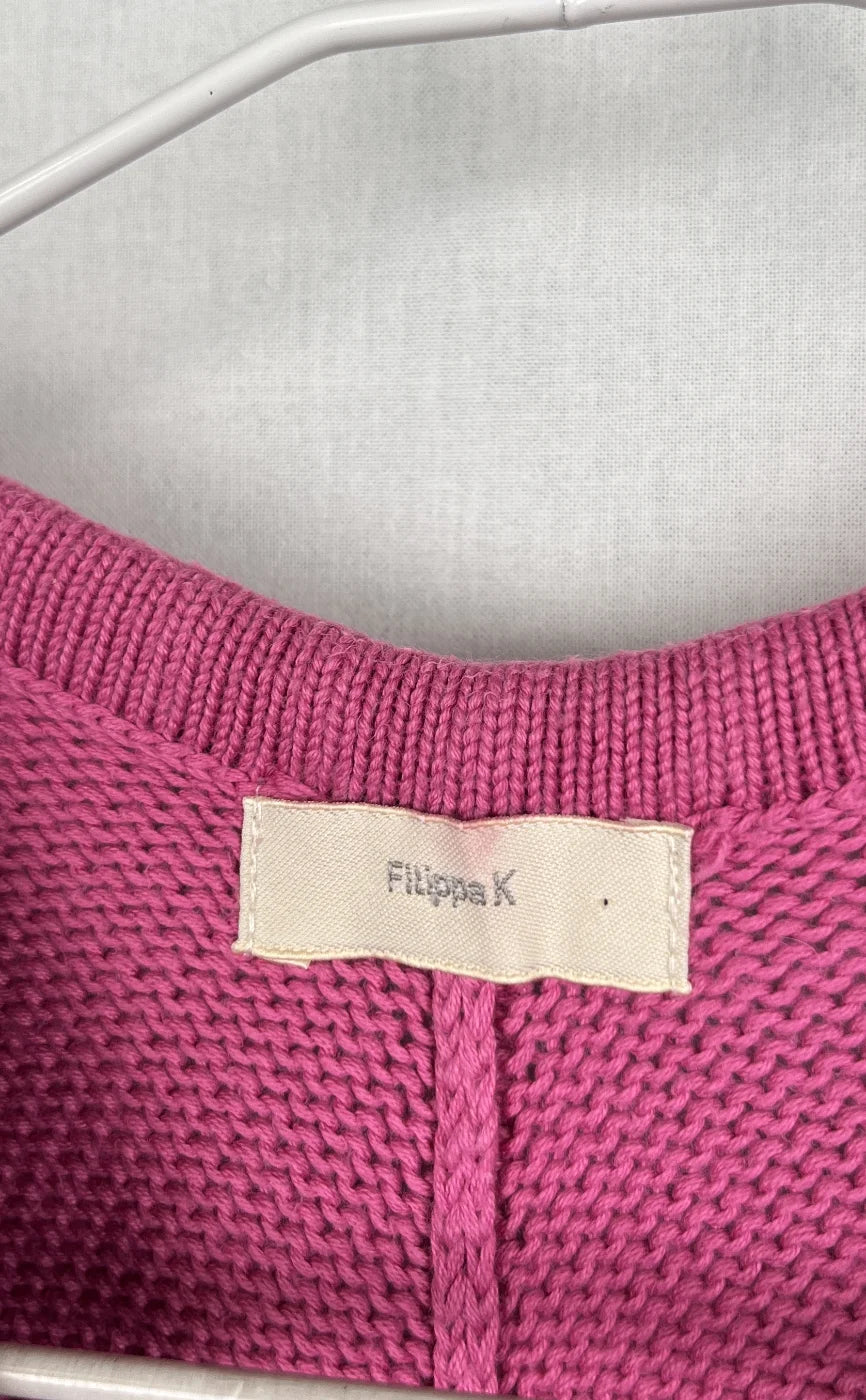 Filippa K rosa stickad poncho med fransar