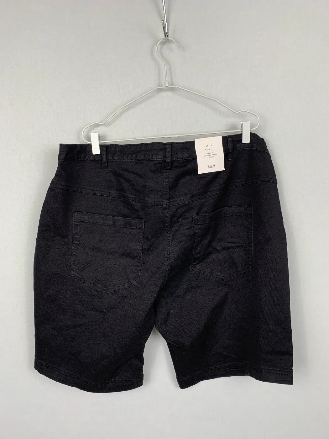 Zizzi svarta vardagsshorts
