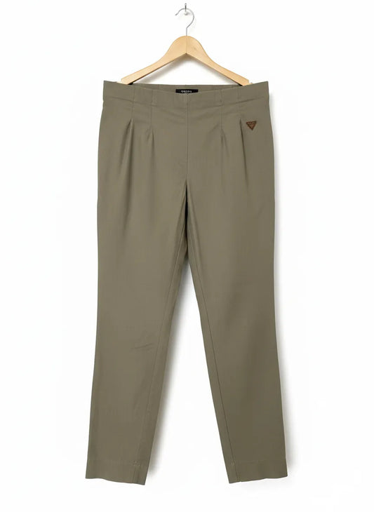 LauRie slim fit byxor i khakifärg