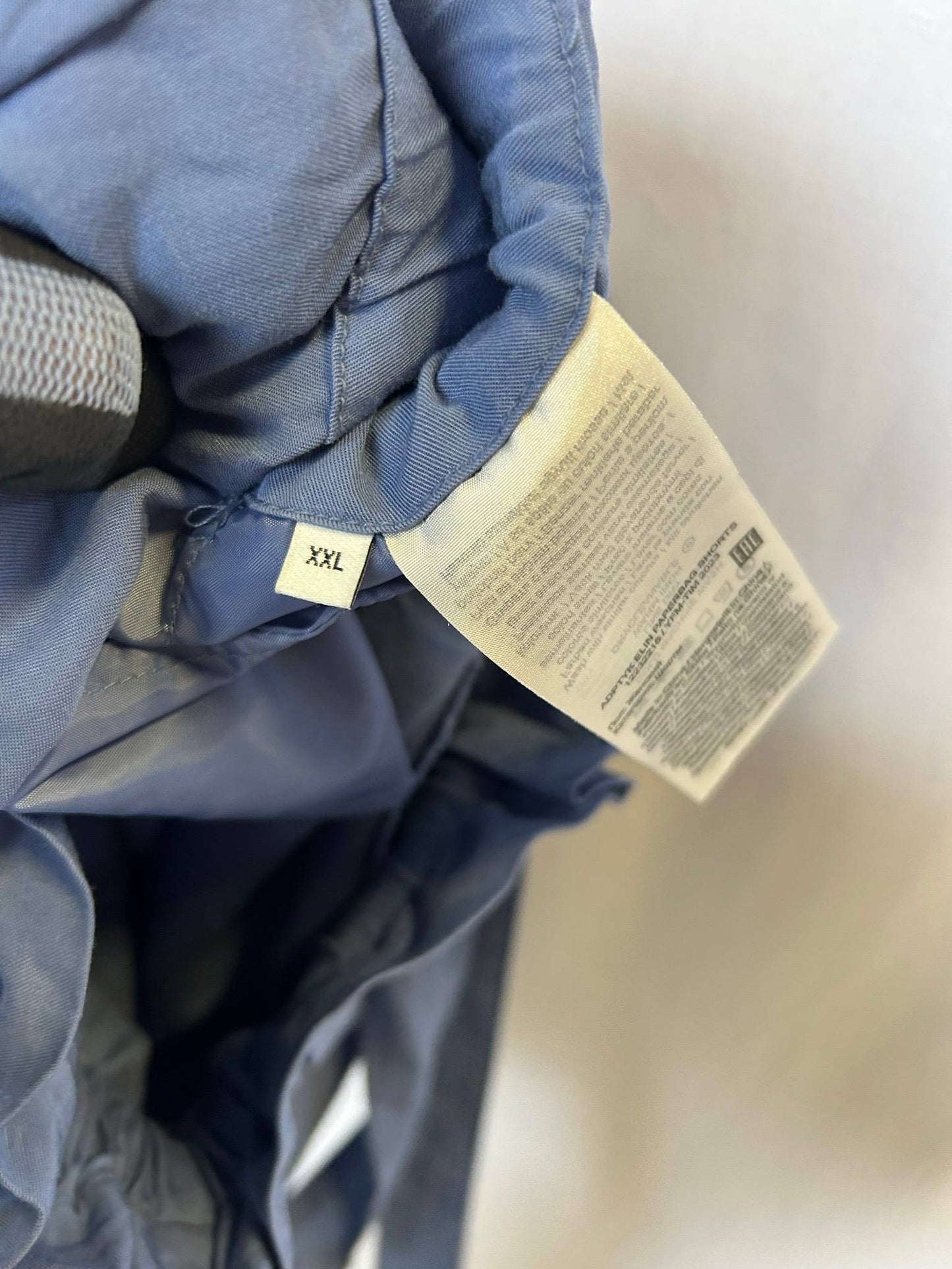 ADPT. blå shorts med papperspåse-midja